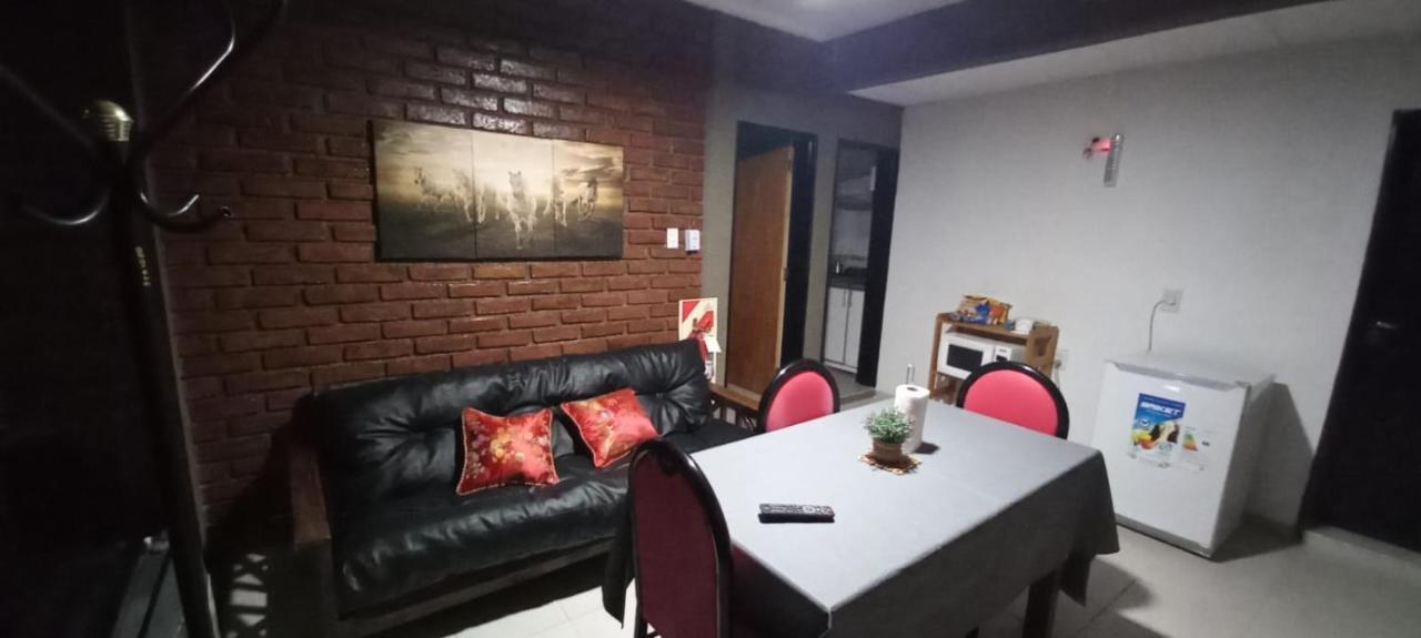 Apartamentos Willy - En Zona Residencial Con Estacionamiento Mendoza Exterior foto