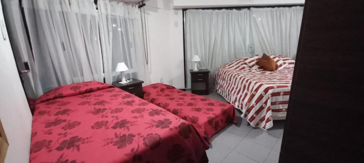 Apartamentos Willy - En Zona Residencial Con Estacionamiento Mendoza Exterior foto