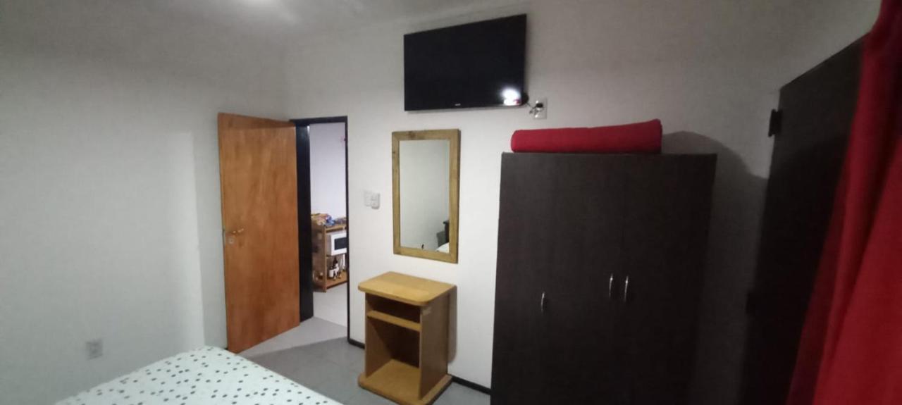 Apartamentos Willy - En Zona Residencial Con Estacionamiento Mendoza Exterior foto